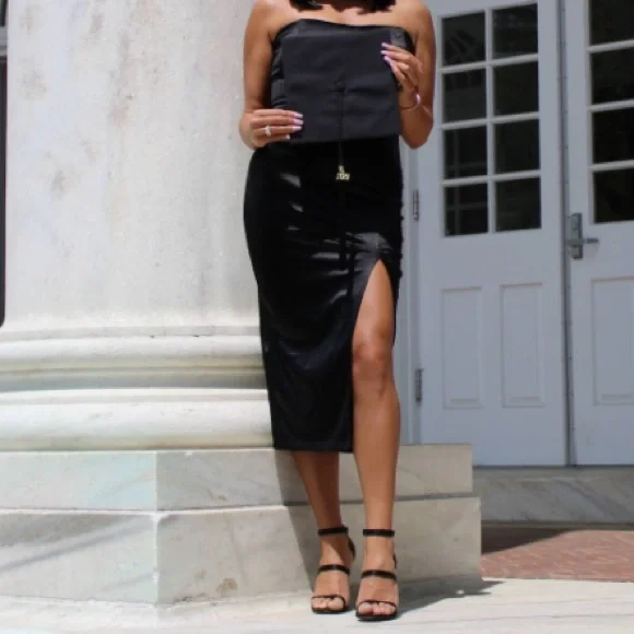 Windsor | Dresses | Windsor Black Satin Slit Leg Dress | Poshmark